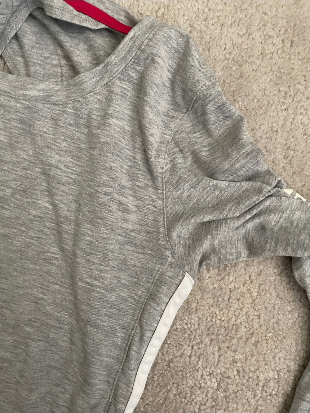 adidas Women’s Long-Sleeve Heather Gray Top with White Stripes and Pink Trim - Picture 4 of 4